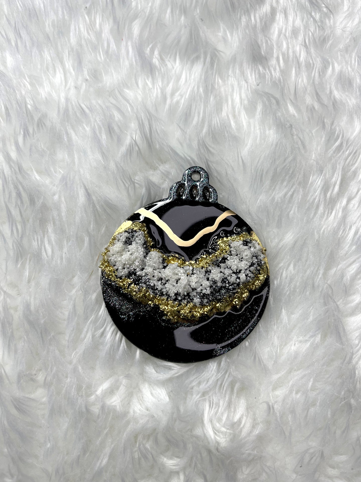 Luxe Geode Ornament - Single: Gold & Black
