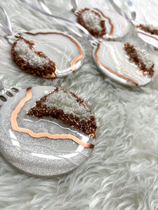 Luxe Geode Ornaments - 5 Count Set - Rose Gold & White
