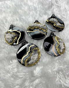 Luxe Geode Ornaments - 5 Count Set: Gold & Black
