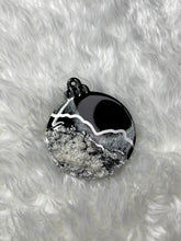 Load image into Gallery viewer, Luxe Geode Ornament - Single: Silver &amp; Black
