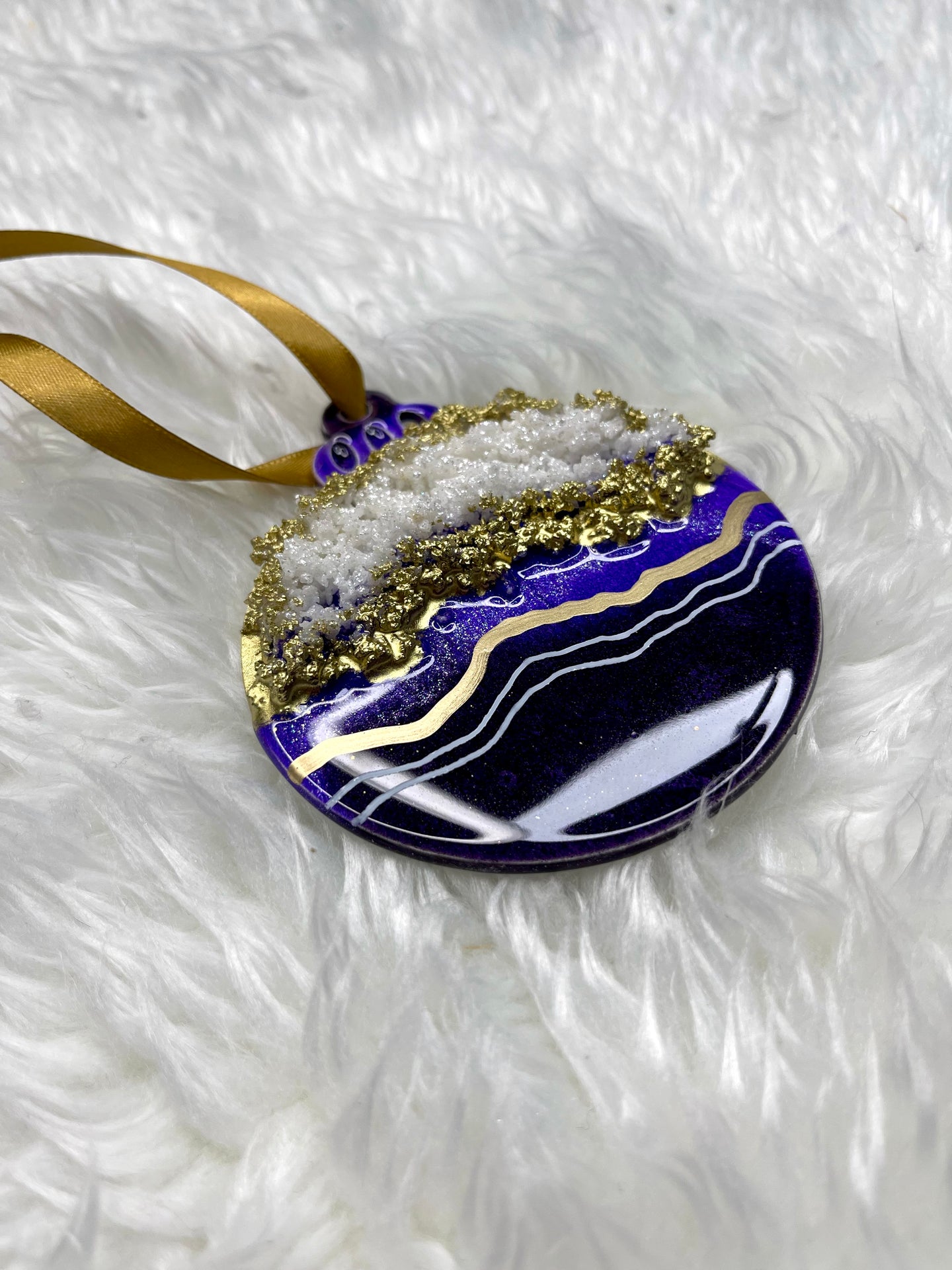 Luxe Geode Ornament - Single: Gold & Purple