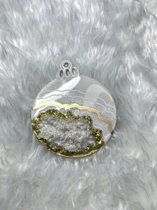 Luxe Geode Ornament - Single: Gold & White